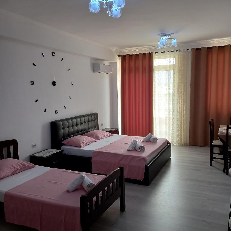 Vladimir Estate Hotel Gjirokastër Dış mekan fotoğraf