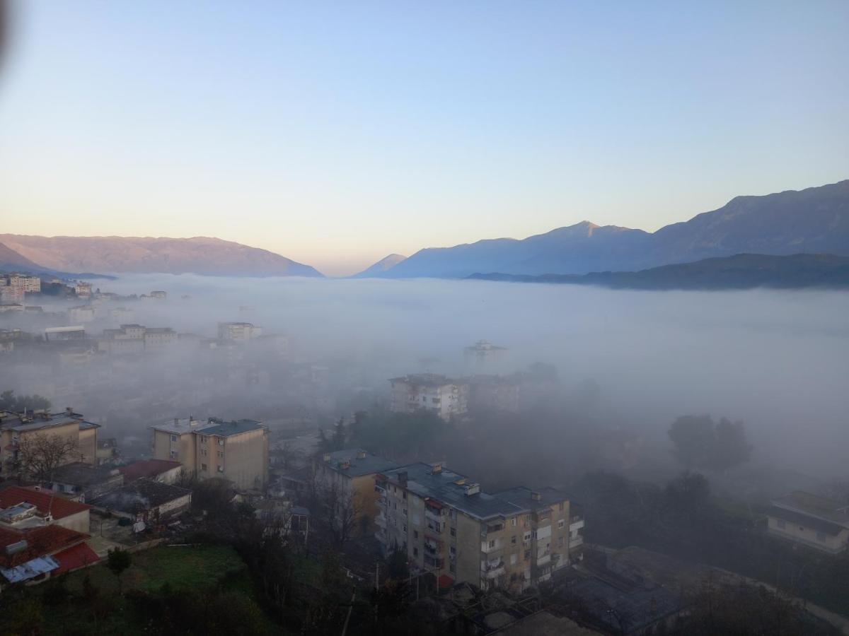 Vladimir Estate Hotel Gjirokastër Dış mekan fotoğraf