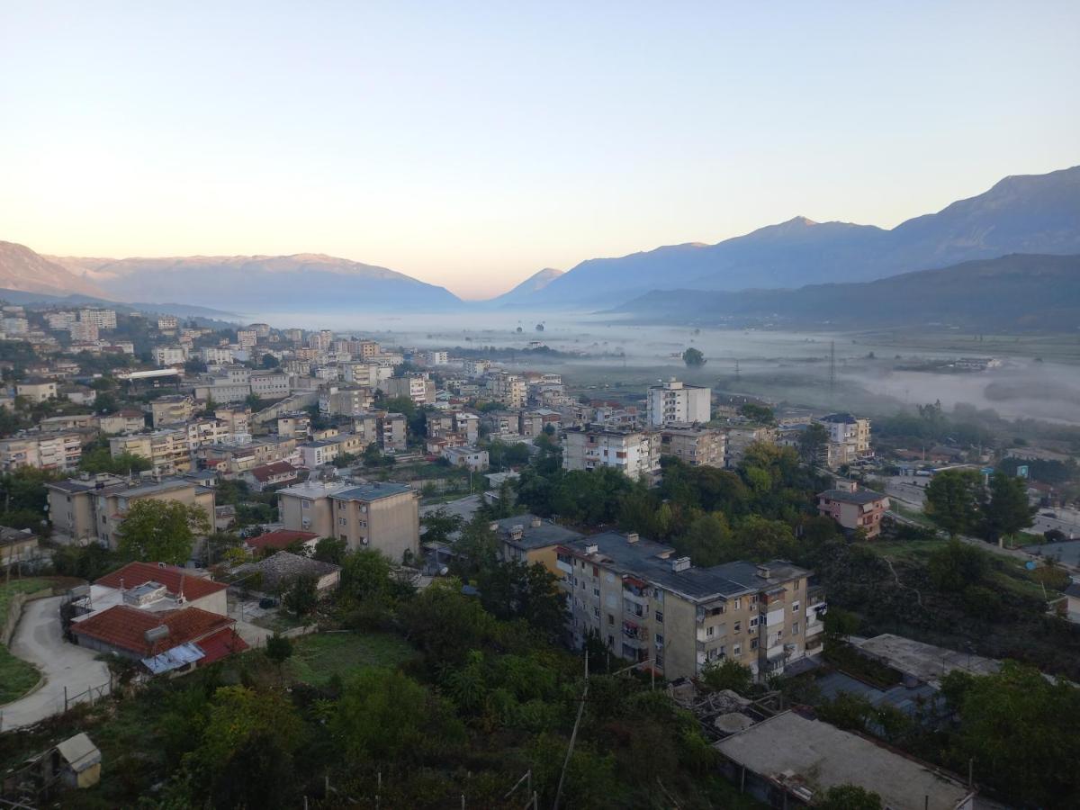 Vladimir Estate Hotel Gjirokastër Dış mekan fotoğraf