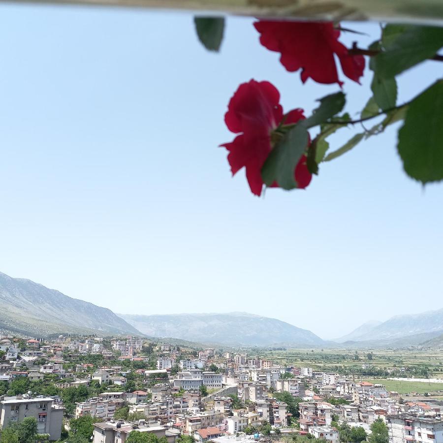 Vladimir Estate Hotel Gjirokastër Dış mekan fotoğraf