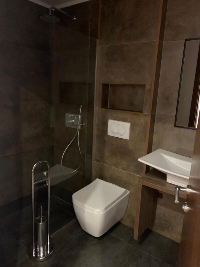Vladimir Estate Hotel Gjirokastër Dış mekan fotoğraf