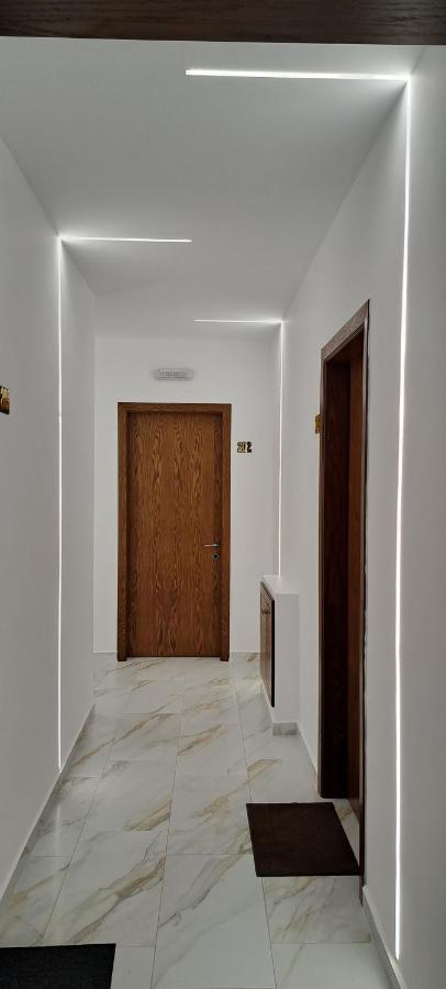 Vladimir Estate Hotel Gjirokastër Dış mekan fotoğraf