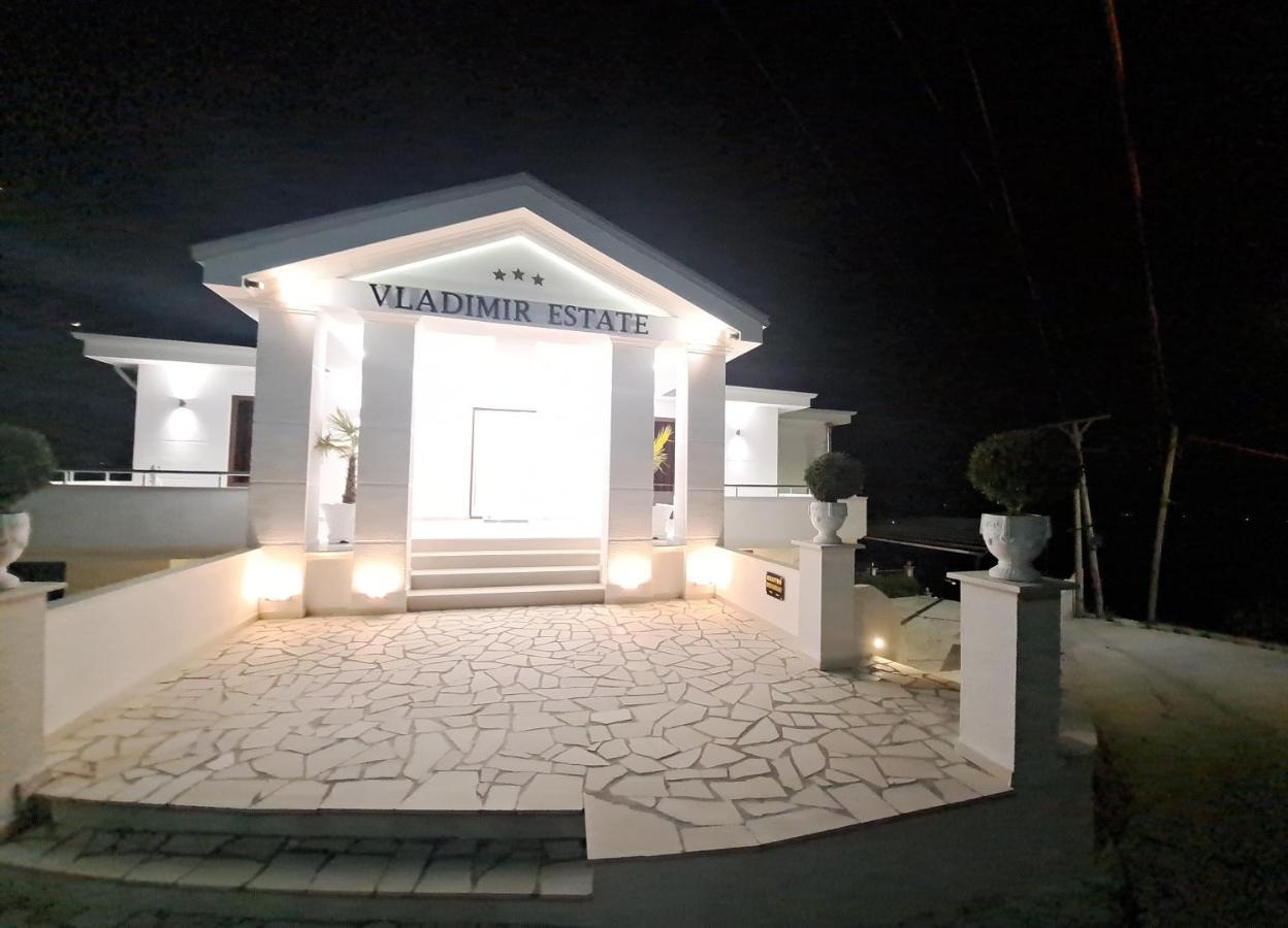 Vladimir Estate Hotel Gjirokastër Dış mekan fotoğraf