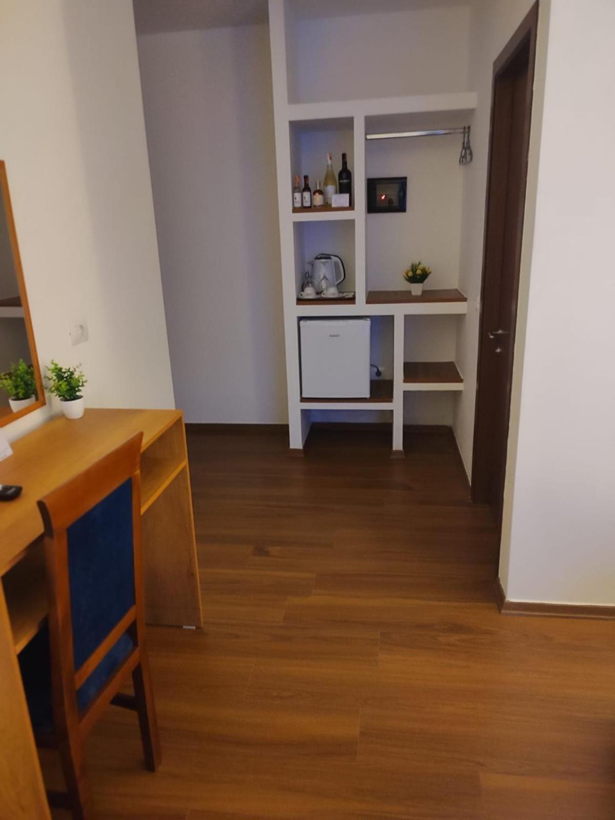 Vladimir Estate Hotel Gjirokastër Dış mekan fotoğraf