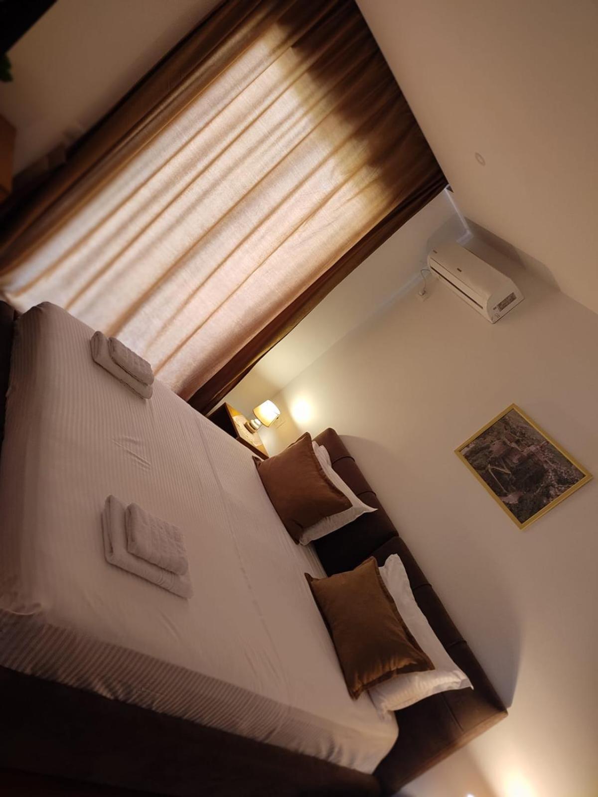 Vladimir Estate Hotel Gjirokastër Dış mekan fotoğraf